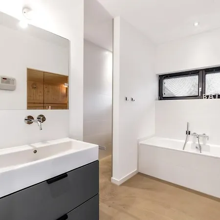 Dom wakacyjny Haus Berta Exklusives Architektenhaus Fehmarn, Strandnah *